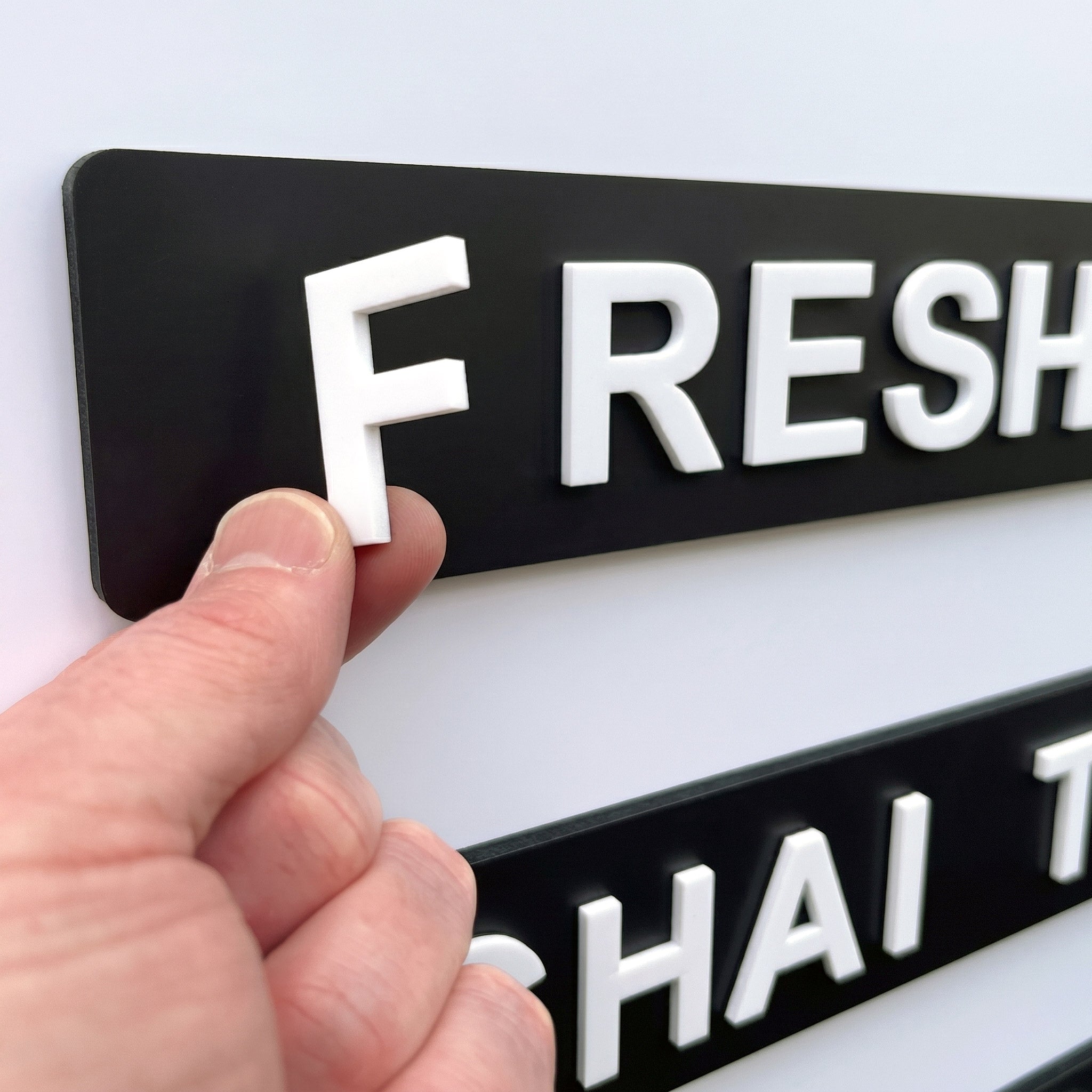 Magnetic Menu Rail Kit with Foam Letters